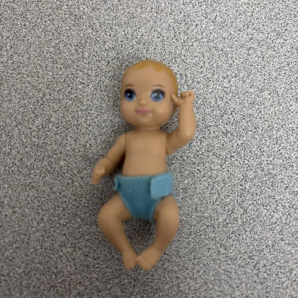 Barbie Skipper Babysitter Nursery Babies Lot of 4 Dolls, Blonde, Brunette, 2 AA